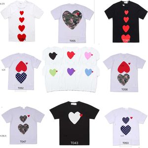 Commes Designer Play TシャツDes Garcons Cotton Fashion Brand Red Heart Embroidery Tシャツ女性の愛の袖カップル半袖男性CDGS 9677