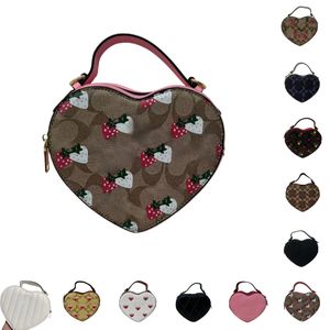 Pink Heart girls small tote love shaped Shoulder Bag Designer Women Totes Purse Handbags Chain Top Handle Messenger Bags Brithday gifts Cute cherry Heart handbag