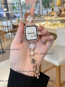 Cinta di orologi a trifoglio a quattro foglie adatto per Apple Iwatch9 cinghia S9 Luce Luxury Fashion Watch S8 Fritillaria a quattro foglie Applewatch7 41mm femminile smart 2489