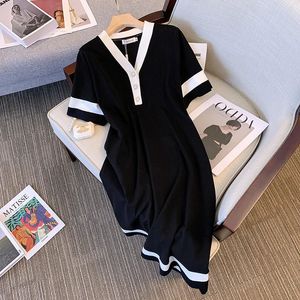 155Kg Plus Size Womens Bust 160 Summer Loose Ice Silk Knitted V-Neck Short Sleeve Dress Black 5XL 6XL 7XL 8XL 9XL 10XL 240407