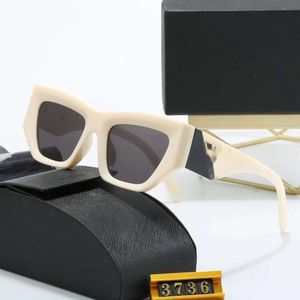 デザイナーサングラス男性女性ファッショントライアングルラグジュアリーフルフレームサンシェードミラー偏光UV400保護メガネ