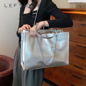 Wiadra lewą stronę srebrna Y2K srebrna moda wielka skórzana torba na kobiety 2023 Y2K Ladies łańcuch torebki lady na ramię