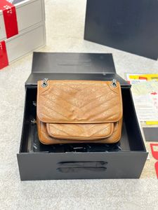 Women's Bag Lady Luxury Brand Box Bag Retro Tofu Small Square Shoulder Bag Messenger Female Leather Flap Handbag Gift