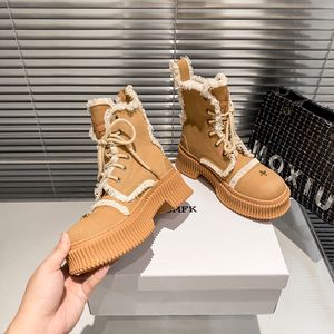 Designer Boots Popularne kobiety krótkie botki kostkowe luksusowe podeszwy party pięta rozmiar 35-40 Desert SMFK gai