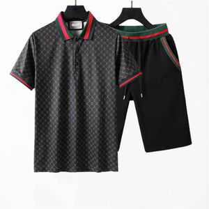 Designer Tracksuit Summer Clothes for Men Trackuit Uomo da 2 pezzi Strating Taglie Shorts Shorts Vintage Sports Vacation Designer Clothing T7