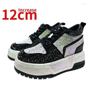 Buty zwykłe Europejskie/amerykańskie 12 cm zwiększone dla kobiet oryginalne skórzane grube buty platformowe Niewidoczne zwiększające się rhinestone taty