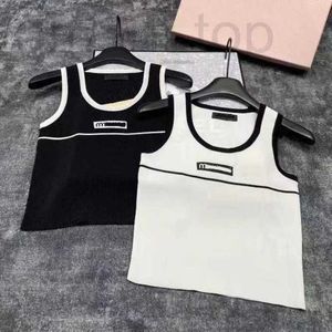 Women's Tanks & Camis Designer Spring/Summer New miu temperament black and white color block letter jacquard knitted vest for women's slim fit slimming top 9RYU