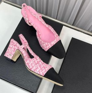 Sapatos de vestido feminino saltos grossos de 6 cm de tweed slingbacks de jeans rosa de tweed sandals de dedos quadrados escorregar no sapato de casamento slipper lad9623615