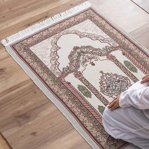 Tappeto di preghiera di preghiera arabo tassel tappeto di pellegrinaggio musulmano tappeti coperta stampati in casa tappeto in ginocchio lavabile 240409