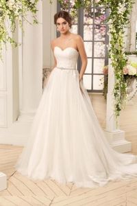 Eleganckie długie ukochane Tiul Suknie ślubne z szarą A-line koronkowa kość słoniowa Vestido de noiva plisowane Sweet Train Bridal Suknie dla kobiet