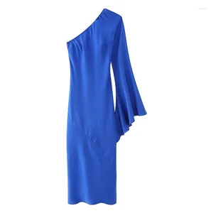 Abiti casual Donne Yenkye Donne sexy Sleeve senza schienale Blu Abito asimmetrico Abito lungo festa di Natale Vestidos