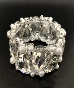 Bileklik Kadınlar İnci ve Big Crystal Wedding Partisi Gösterisi Gösterim Turnot Thinestone Lady Streç Bilek Mücevherleri Accessoriesbangle5236393