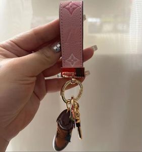 Mode Keychain Designer Key Chain Luxury Keychains Men Keyring Brown Leather Dragonne Multicolor Women