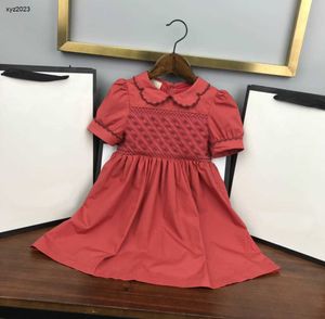 패션 베이비 스커트 자수 로고 빨간 공주 드레스 크기 90-160 cm 아이 디자이너 옷 여름 짧은 슬리브 여자 파티 드레스 24APRIL