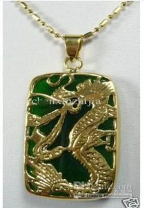 ВСЕГО КРАСИВАЯ 18K GP ЗЕЛЕНЫЙ JADE MEN039S Women039S Dragon Pendent Collecle6405169