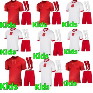 2024 2025 Neue Polen Lewandowski Brandneue Kinderkleidung Fußball Trikots Polonia Krychowiak Grosicki Zielinski Milik Zalewski Szymanski Polnic Kids Kit Kit