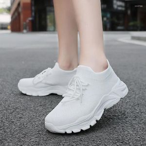 Casual Shoes Bkqu Platform Women Sock White Lightweight Fashion Chunky Sneakers Breattable Womens Trainers 2024