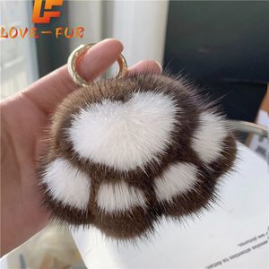 Pendant Keyrings Gift Plush Cute Cat Claw Real Mink Fur Keychain Women Bag Ornaments Small Paw Toy Soft Pom Ball Car Key 240418