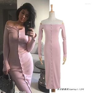 Casual Dresses Fashion Style Sexig off-the-Shoulder Front Row Buttons Slim Fit Look Super Long Sleeve Dress Stretch Bodycon Retro Women