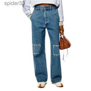 Designer Womens Jeans hohe Taille ausgehöhlten Stickereien Loewe Long Hosenhose Dekoration Reißverschluss Fliegen lässige Blaue Blau Straight Denim Hosen undefined 722d