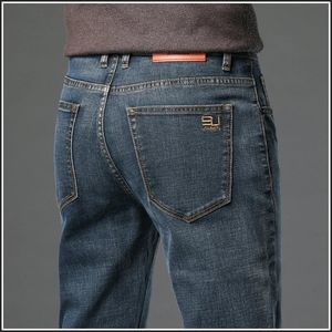 Spring Autumn Winter Clothing Youth Mens Slim Straight Jeans Simple Fashion Fit Cotton Stretch Nostalgic Denim 240415