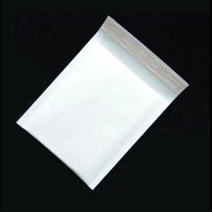 Sacchetti 50pcs/lotto dimensioni ridotte white kraft bolla di carta aria bolla bolla mailer buste imbottite 9x11cm/11x13cm/14x16cm