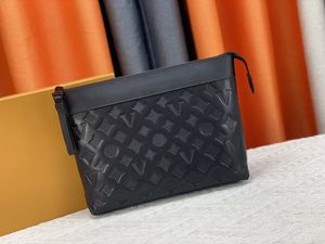 Kadın Tasarımcı Debriyaj Çantaları Luxurys Pochette Voyage Souple Cüzdan Klasik Çiçek Mektubu Gölge Büyük Szie Cüzdan Yüksek kaliteli Kadın Moda Makyaj Çanta Kart Tutucu