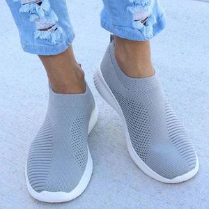 Casual Shoes 2024 Women's Sneakers Fashion Plus Size Vulcanize Women Slip On Sock For Ladies Flat