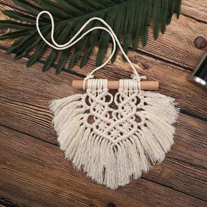 Decorative Figurines Nordic Baby Room Cotton Tassels Wall Hanging Ornaments Handmade Macrame Home Decor Retro Handcrafted Girls