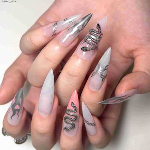 FALSE NAILS 24st. Snake Rhinestone Fake Nails Sliver Flame Press On Nails Tips For Girl Women Weoreble Long Pointed Artificial Nail Patch Y240419 Y240419