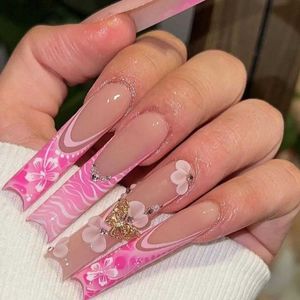 Yanlış Tırnaklar 24 PCS Uzun Tabut Yanlış Tırnaklar Pembe Kelebek Rhinestones ile Pembe Kelebek