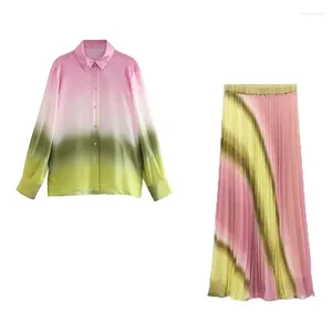 Arbetsklänningar 2024 Kvinnors tryckta kjol Set långärmad skjorta LAPEL TIE-DYE BLOUSE TOPS Hög midja veckade kjolar Kvinna Streetwear