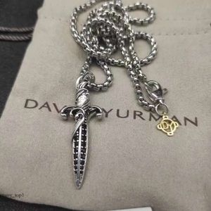 DY NECKLACE Top Quality Present For Girl Pendant Halsband Herrsmycken David Y Halsband Vågor Dagger Amulet i Silver Plating Diamonds Pendants 598