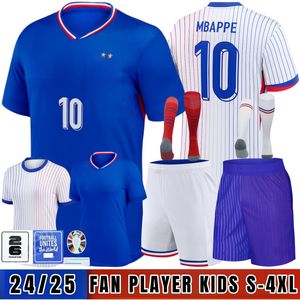 2024 Euro Cup Cup francese Mbappe Soccer Soccer Maglie Versione giocatore Griezmann Giroud Kante Benzema Maillot de Foot Men Shirt Kit Kit Varane Dembele Uniforme da calcio