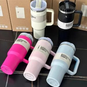 New Quencher 40oz Tumblers H2.0 스테인레스 스틸 컵 실리콘 핸들 뚜껑 밀짚 2 세대 자동차 40 온스 머그잔 상자와 물병