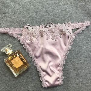 Briefs App Control Wearable Panty G SPOT Vibrator Dildo Silikon Vibrerande trosor Klitoris Vaginal Stimulator Vuxen Sex Leksaker för kvinnor