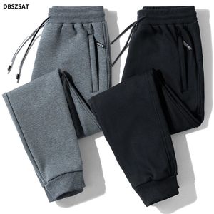 Zimowe ciepłe pluszowe spodnie plus aksamitne spodnie mężczyźni sznurki spodnie dresowe spodnie męskie joggery pantalon homme harem spodni Man 240410