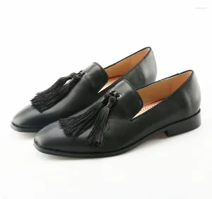 Elbise ayakkabılar klasik erkekler deri siyah püskül kayma üzerinde somun terlikleri nedensel ofis osford düğün sapato sosyal daireler