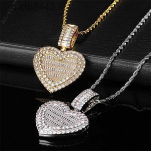 Hip Hop Large Flip Love Photo Pendant Copper Set Zircon Trendy Märke Personligt herrramhalsband