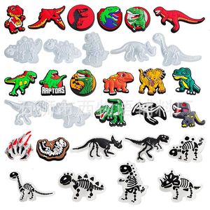 Charmos de anime Memórias de infância por atacado Nightlight Dinosaur Presente engraçado Feitices Acessórios para sapatos PVC Decoração de fivela de borracha macia Charms