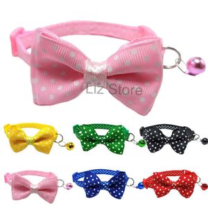 Dog dot bowtie krage med justerbara söta klockor katt husdjur vita prickar fluga krage bekväma medelvalpa hundar halsband th0827 s s s