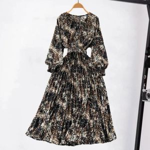 Casual Dresses Slim Fit Dress Tight midja Retro Print maxi med lykta ärmar Hög midjebälte Kvinnors a-line Loose Hem Fall