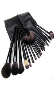 プロの24pcsメイクアップブラシセットキットケースバッグメイクアップKwasten Foundation Contour Brush with Eyebrow Brush7291187