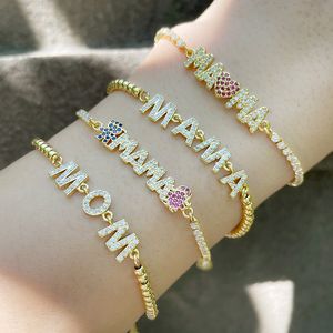 Klassiska koppar 18K Gold Mom Charm Armband Box Chain Iced Out CZ Zircon Mama Charms Armband för Mother Gifts Justerbara