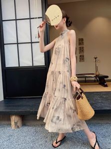 ファッションの女性ドレスレースドレス新しい女性の夏の長いドレス新しい中国語スタイルの刺繍超袖なしソーシャルドレス