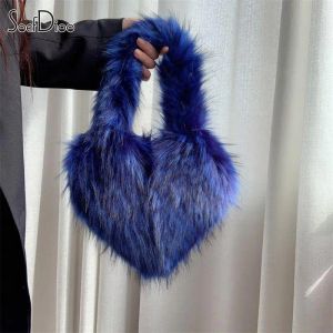 Klipp soefdioo Raccoon päls plysch kärleksskal väska ny fluffig liten söt crossbody väska kvinnors magnetiska handag förälderväska