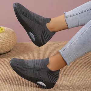 Scarpe casual europea design americano sensoriale singolo 2024 mesh spesso traspirante SOLE SOLE Vulcanizzato femminile Zapatos Mujer