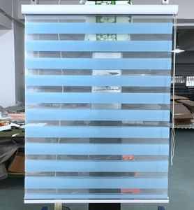 Zebra Jalousien durchscheinende Roller Jalousien Doppelschicht benutzerdefinierte Vorhänge für Wohnzimmer Himmelblau 2050811