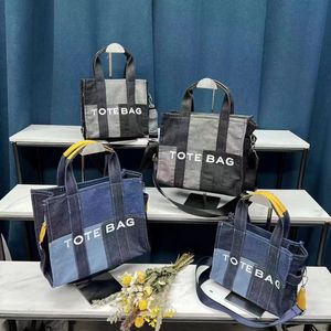 Büyük tote çanta patchwork denim omuz çantaları tuval crossbody messenger çanta moda çantası mini tuval tasarımcı çanta siyah beyaz mac jaob duffel