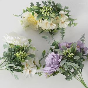 装飾的な花5ヘッドローズブーケ人工牡丹シルクシルクdiyピンクのヒドランジャプラスチック偽造結婚式の装飾テーブルセンターピース